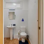 Apartment Str8bs8 2-bedroom Penthouse, Clifton, Parking, Garden & Views Bristol