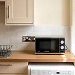 Str8bs8 2-bedroom Penthouse, Clifton, Parking, Garden & Views Apartment *