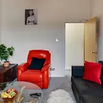 Str8bs8 2-bedroom Penthouse, Clifton, Parking, Garden & Views Apartment *