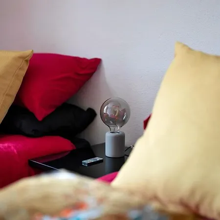 דירה Stylish Clifton Penthouse, Permit Parking X1, Nr Centre, Garden בריסטול