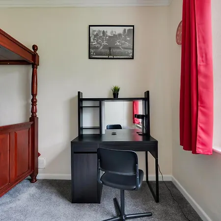 Stylish Clifton Penthouse, Permit Parking X1, Nr Centre, Garden * Bristol