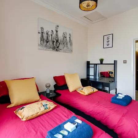 Str8bs8 2-bedroom Penthouse, Clifton, Parking, Garden & Views 아파트 브리스틀