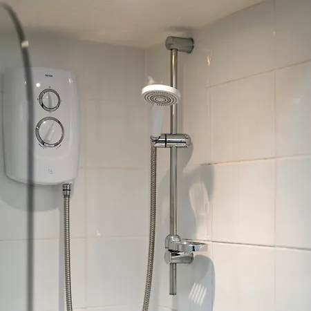 Stylish Clifton Penthouse, Permit Parking X1, Nr Centre, Garden Daire