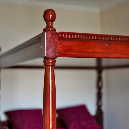 Str8bs8 2-bedroom Penthouse, Clifton, Parking, Garden & Views