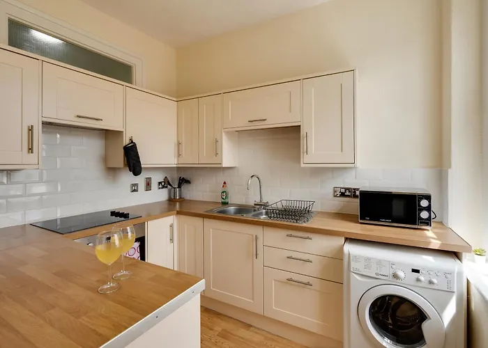 Διαμέρισμα Stylish Clifton Penthouse, Permit Parking X1, Nr Centre, Garden Μπρίστολ