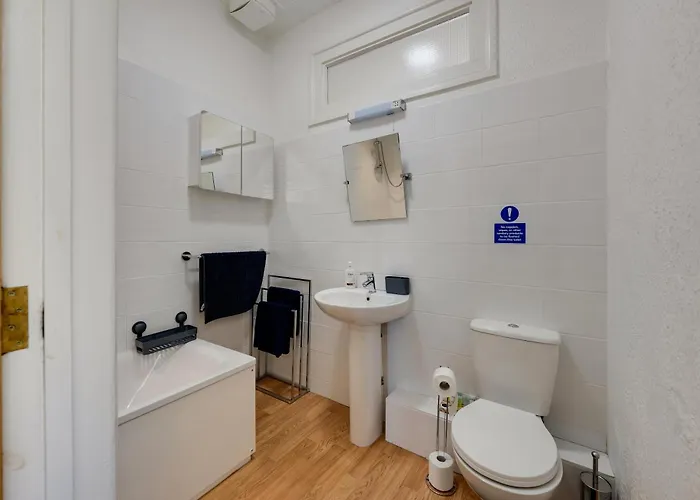 Stylish Clifton Penthouse, Permit Parking X1, Nr Centre, Garden *