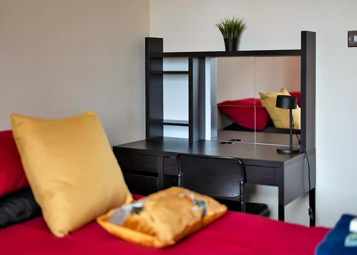 Апартаменты Stylish Clifton Penthouse, Permit Parking X1, Nr Centre, Garden *