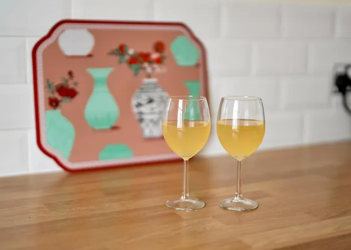 Stylish Clifton Penthouse, Permit Parking X1, Nr Centre, Garden Бристоль